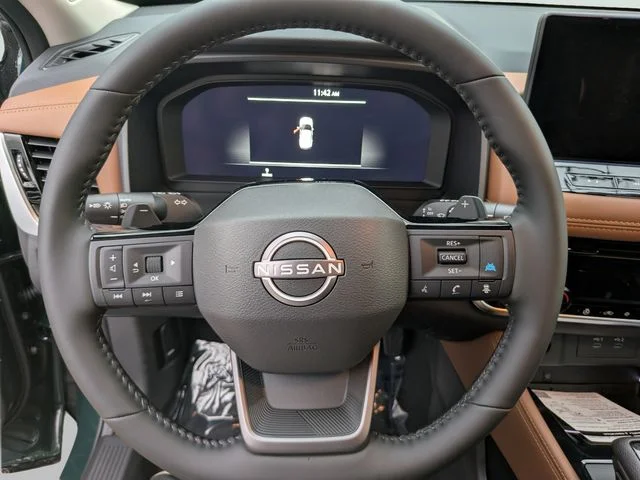 New 2026 Obsidian Green Pearl Nissan Platinum image 25