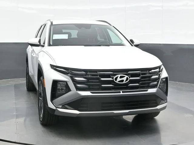 New 2026 White Hyundai SEL image 6