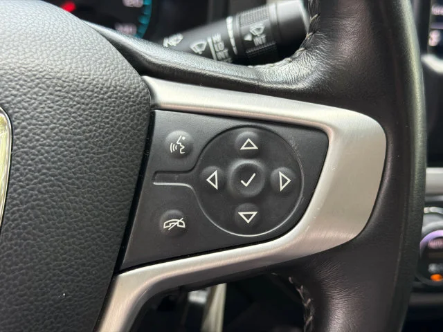 Used 2022 SATIN STEEL METALLIC GMC 4WD Elevation image 25