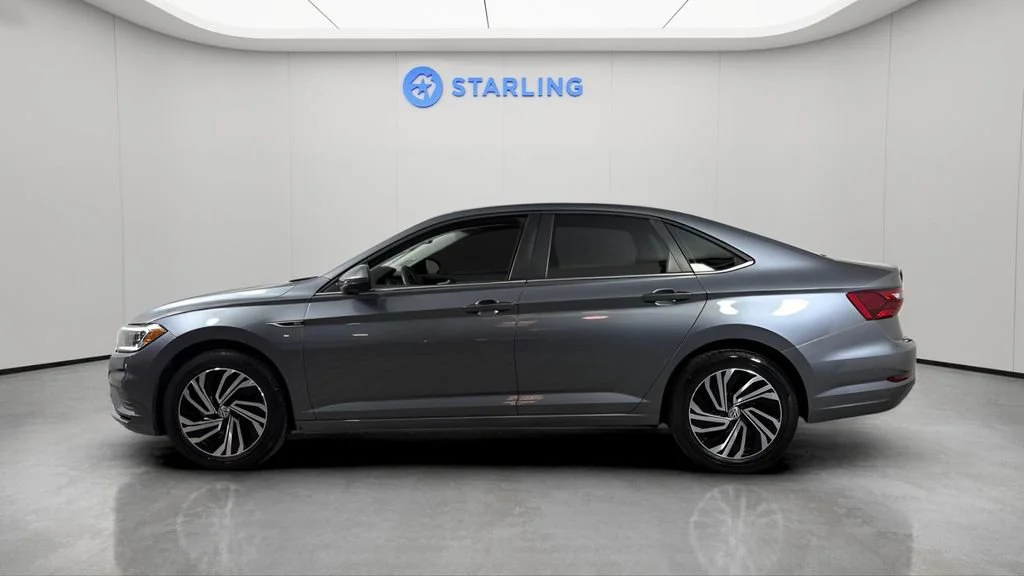 Used 2021 Gray Volkswagen 1.4T SEL image 3
