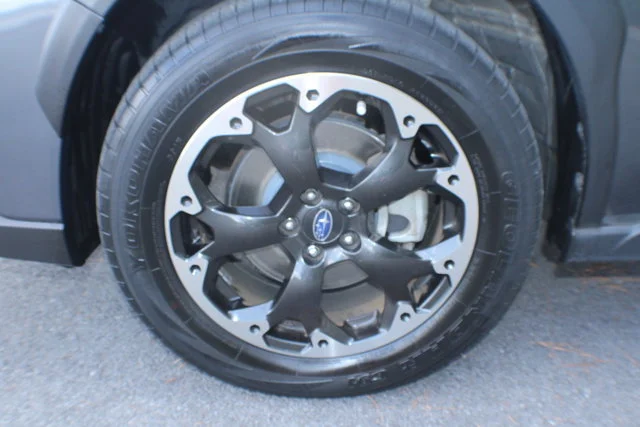Used 2021 Magnetite Gray Metallic Subaru Premium image 5