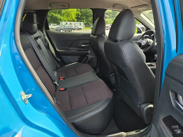Used 2025 White Nissan SR image 20