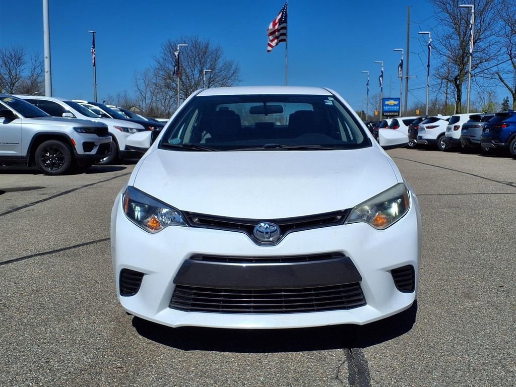 Used 2016 Toyota Corolla LE with VIN 2T1BURHEXGC597031 for sale in Howell, MI