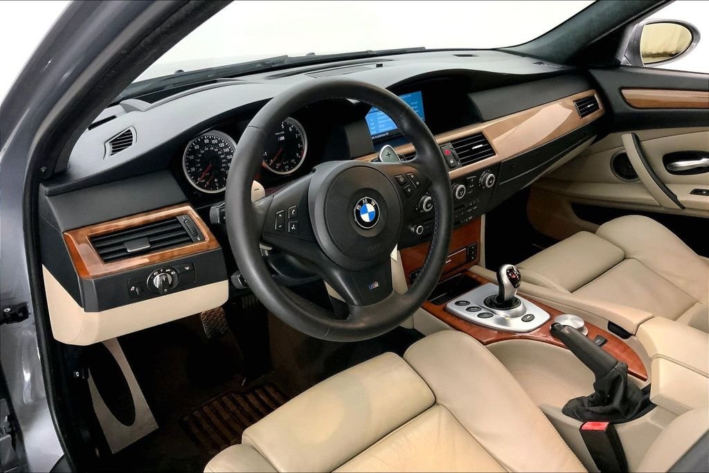 Used 2008 Space Gray Metallic BMW  image 21