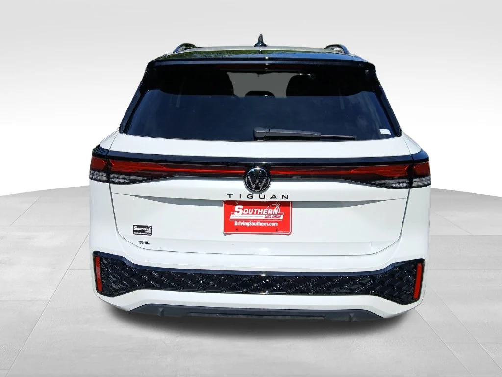 Used 2026 White Volkswagen SE R-Line Black image 4