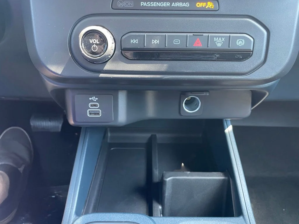 Used 2026 Shadow Black Ford XL image 22