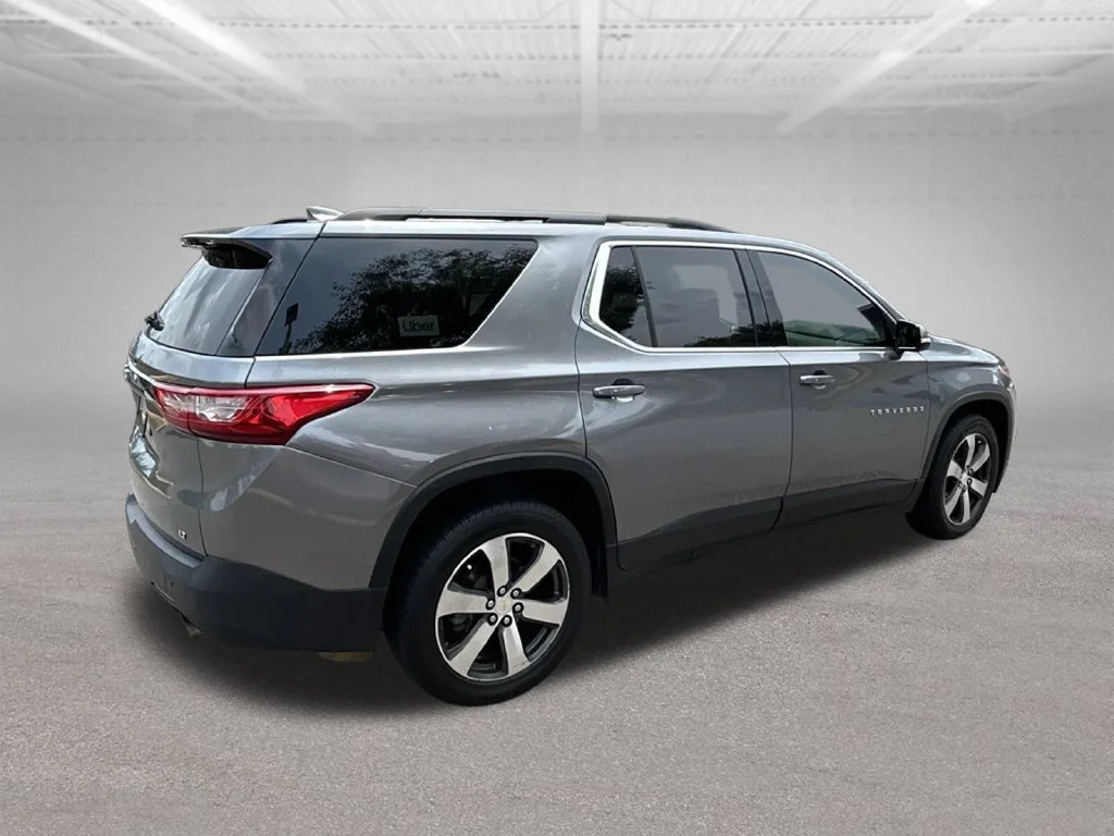 Used 2019 Gray Chevrolet 3LT image 5