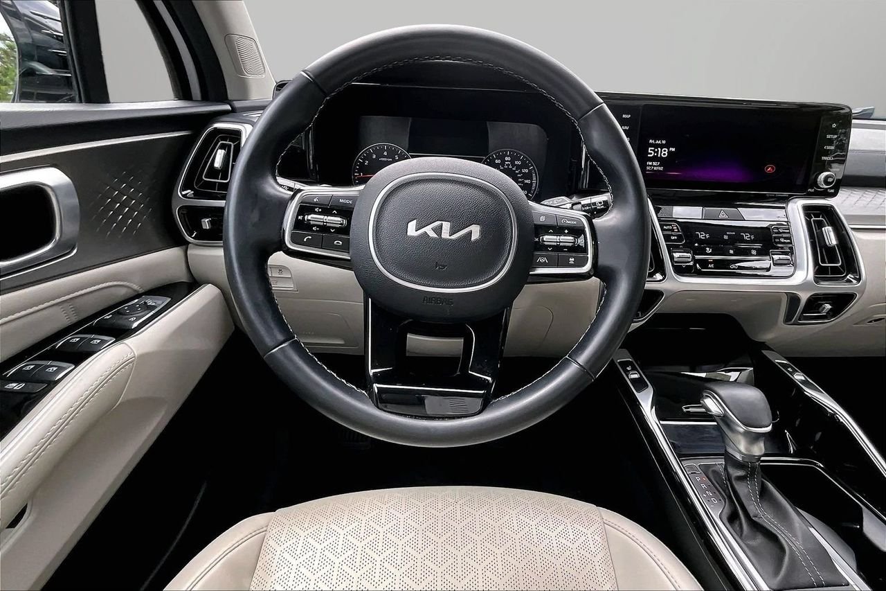 Used 2022 White Kia SX image 10