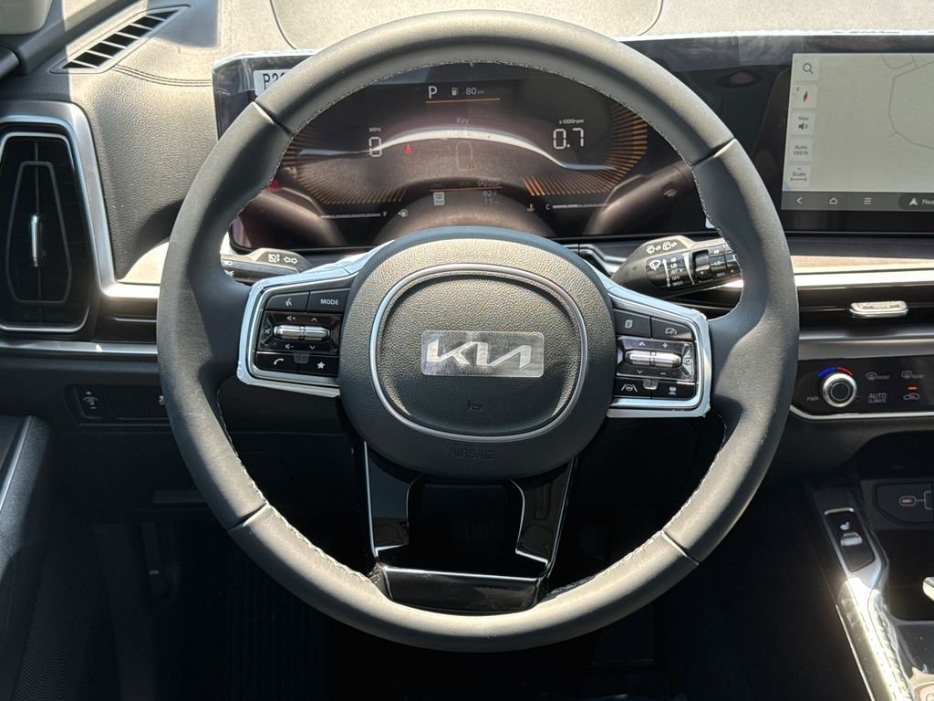 Used 2025 Black Kia S image 23