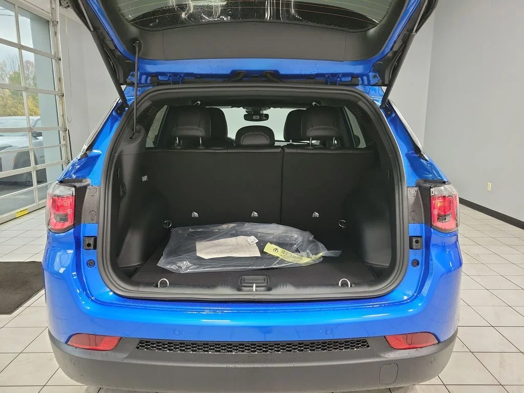 2026 Jeep Compass Limited - Photo 9