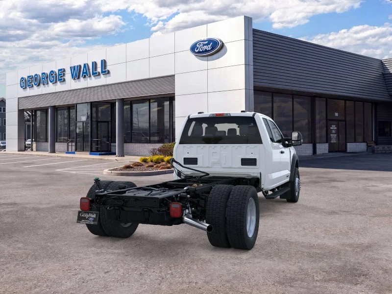 New 2026 Oxford White Ford F-550® XL image 38