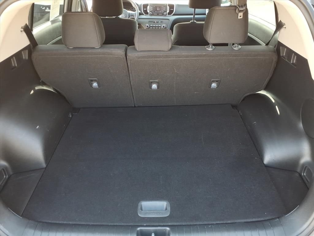 Used 2018 Silver Kia LX image 16