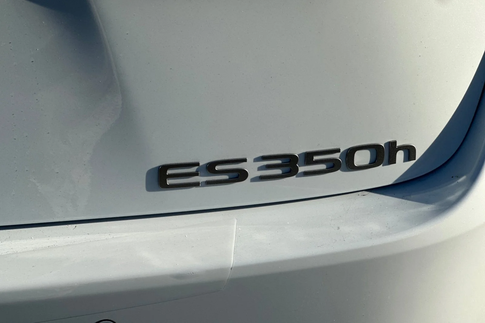 New 2026 Ultra White Lexus ES 350h PREMIUM+ image 21