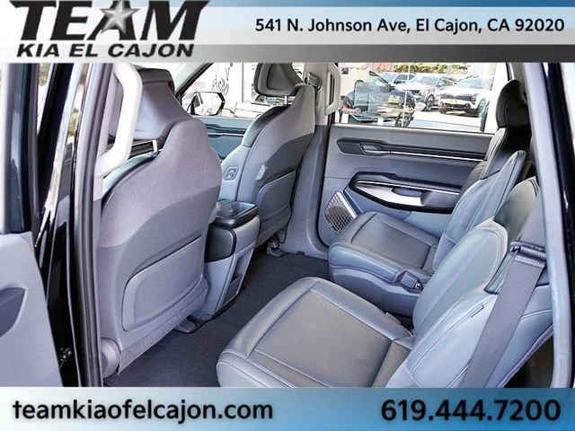 Used 2024 Black Kia Light Long Range image 17