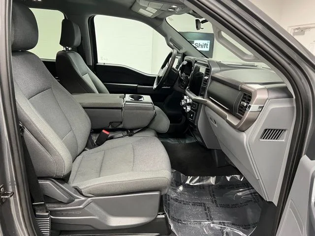 Used 2025 Gray Ford XLT image 53
