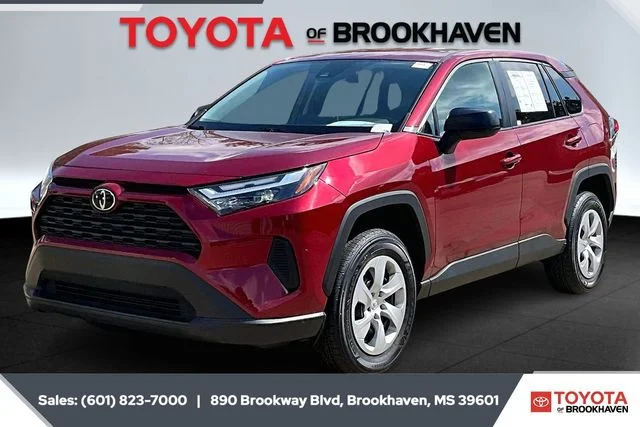 2024 Toyota RAV4 LE AWD's photo