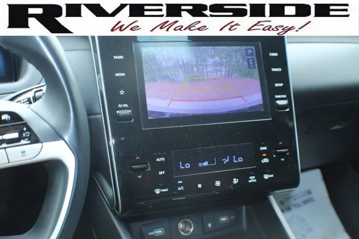 Used 2022 Phantom Black Hyundai SEL image 13