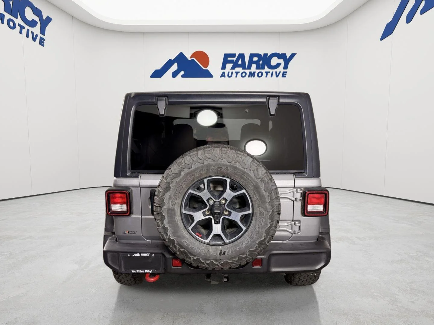 Used 2021 Billet Silver Metallic Clearcoat Jeep Rubicon image 4