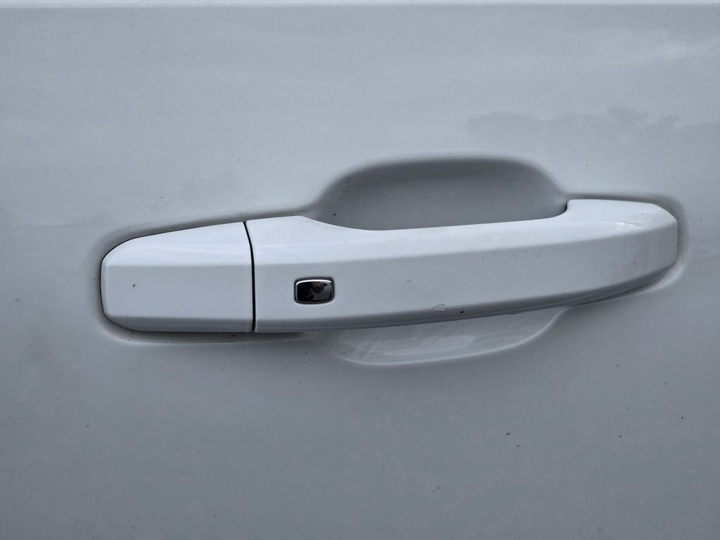 Used 2024 White Chevrolet ZR2 image 19