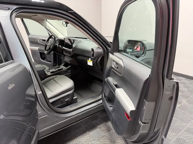 New 2025 Carbonized Gray Metallic Ford Badlands® image 21