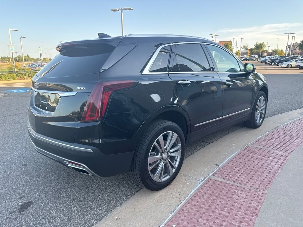 Used 2025 Black Cadillac Premium Luxury image 4
