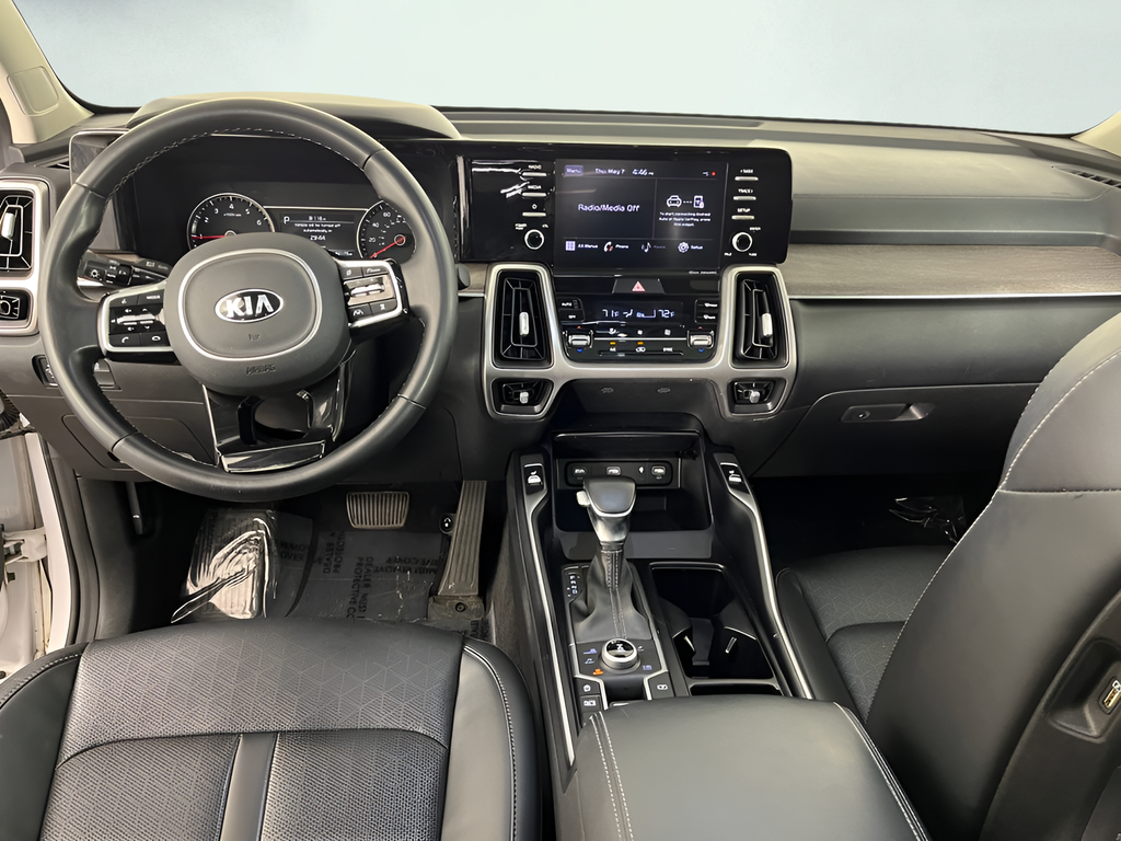2021 Kia Sorento EX - Photo 17