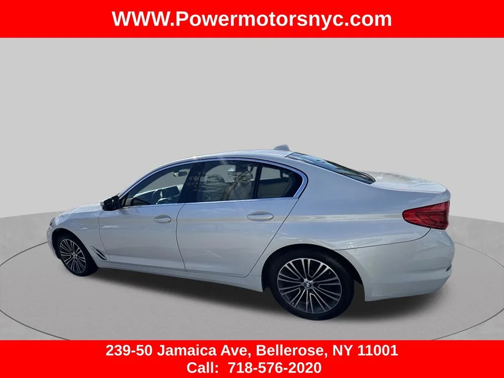 Used 2020 White BMW 530i xDrive image 3