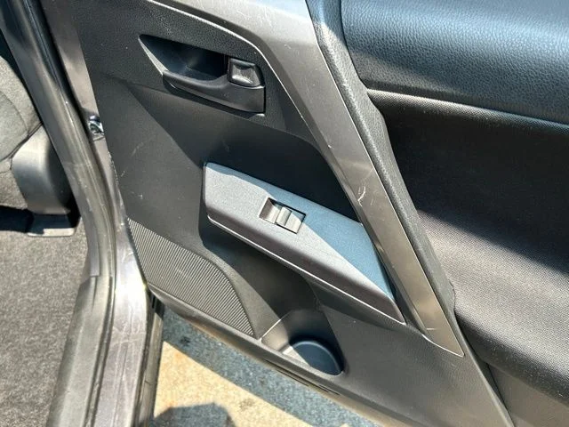 Used 2018 Gray Toyota LE image 41