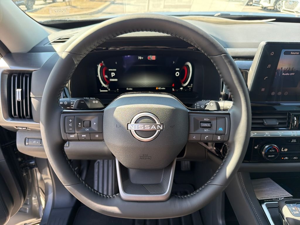 New 2026 Nissan Pathfinder SL 4D Sport Utility