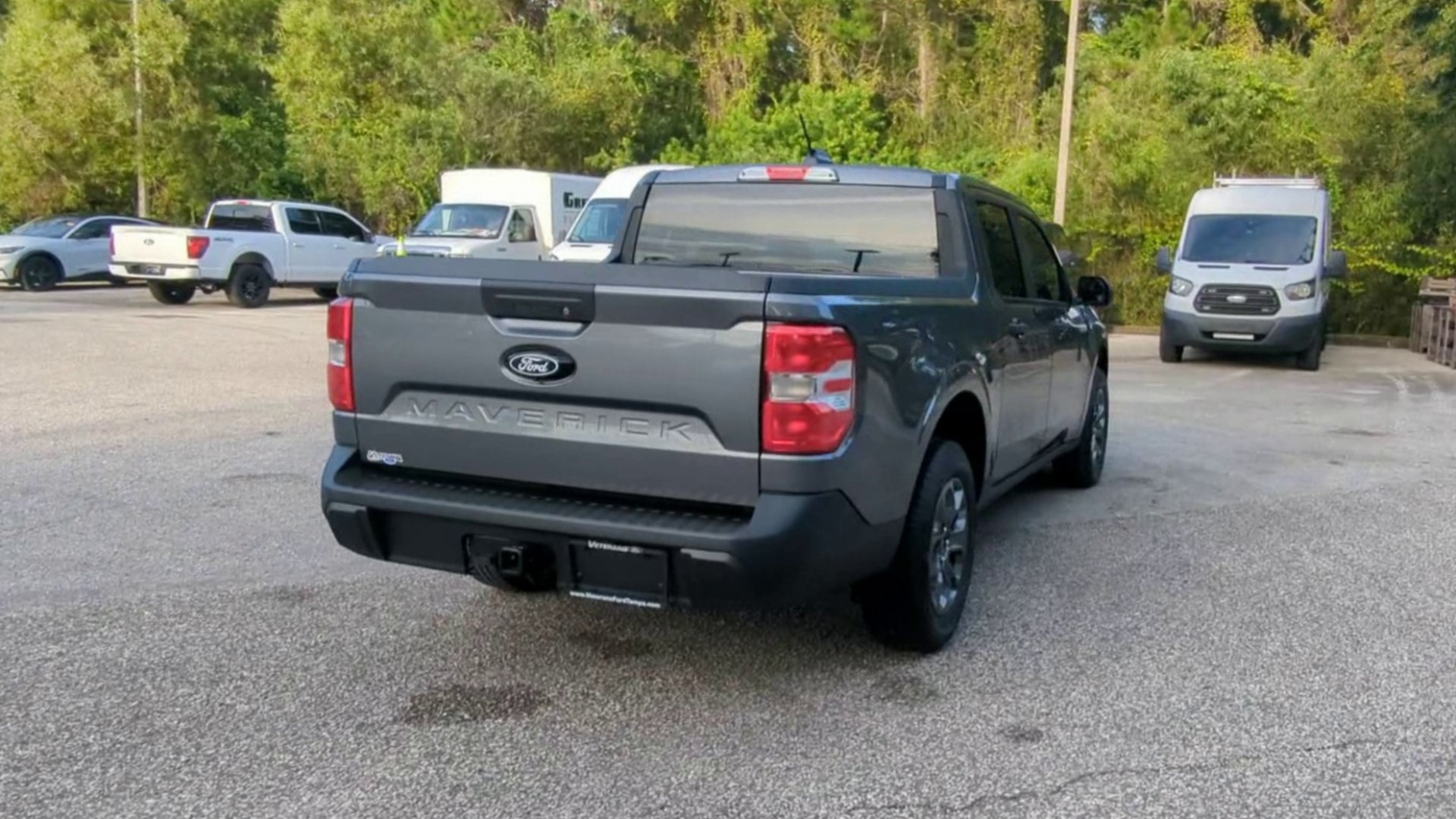New 2026 Carbonized Gray Metallic Ford XLT image 23
