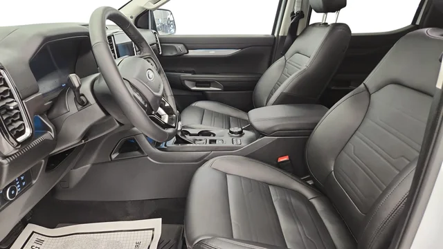 2025 Ford Ranger Lariat - Photo 11