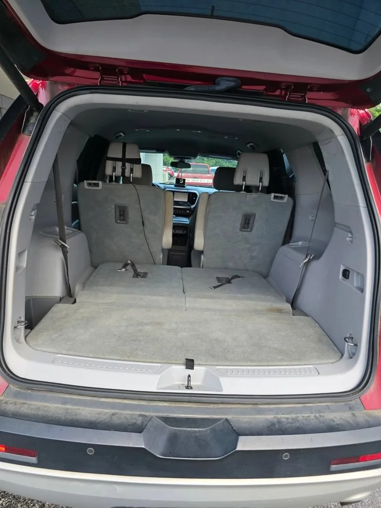 Used 2019 RED QUARTZ TINTCOAT GMC SLE image 7