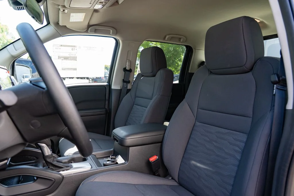 New 2026 Glacier White Nissan Crew Cab S image 21
