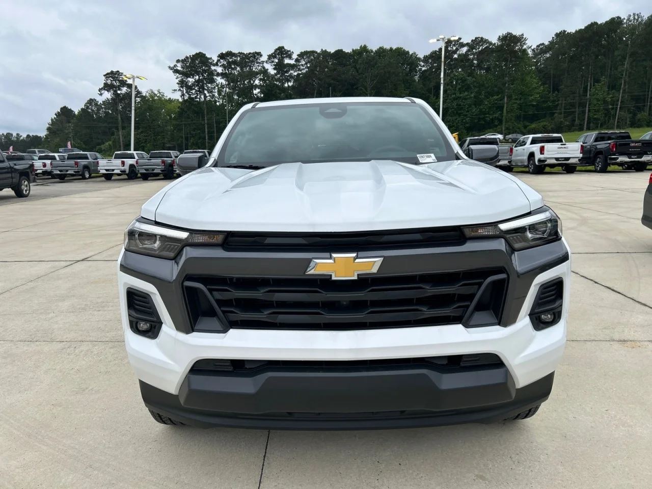 New 2026 Summit White Chevrolet LT image 5