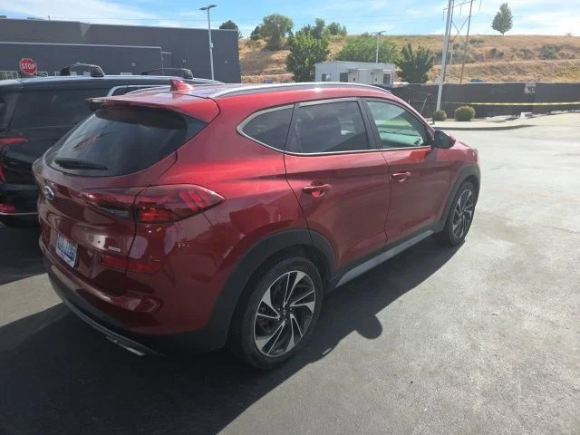 Used 2021 Red Hyundai Sport image 3