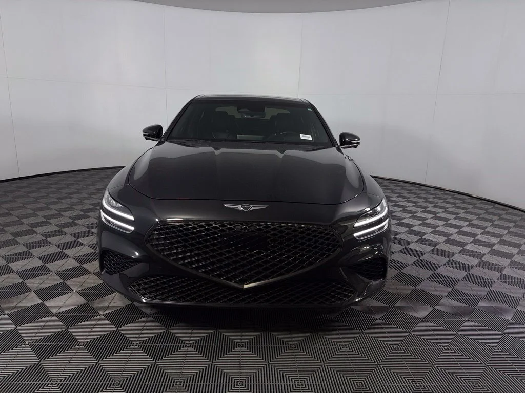Used 2026 Black Genesis 3.3T Sport Prestige image 3