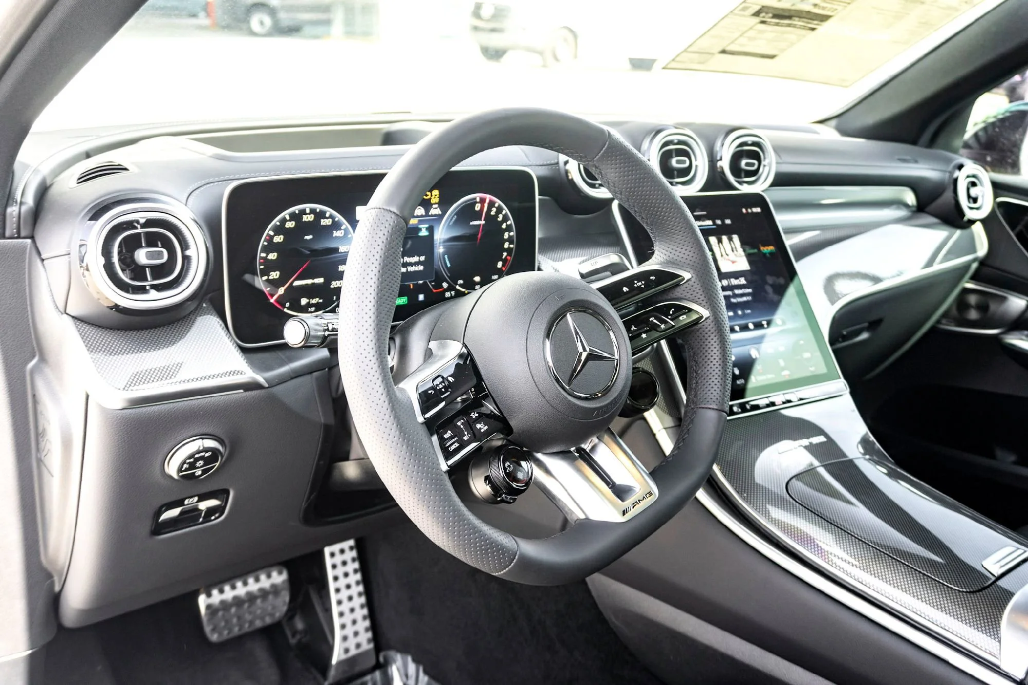 New 2025 Manufaktur Moon Mercedes-Benz AMG® GLC 63 S E Performance image 11