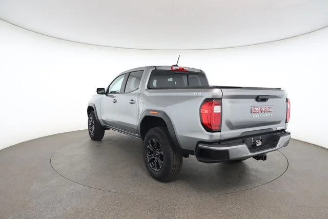 Used 2025 Silver GMC Elevation image 12