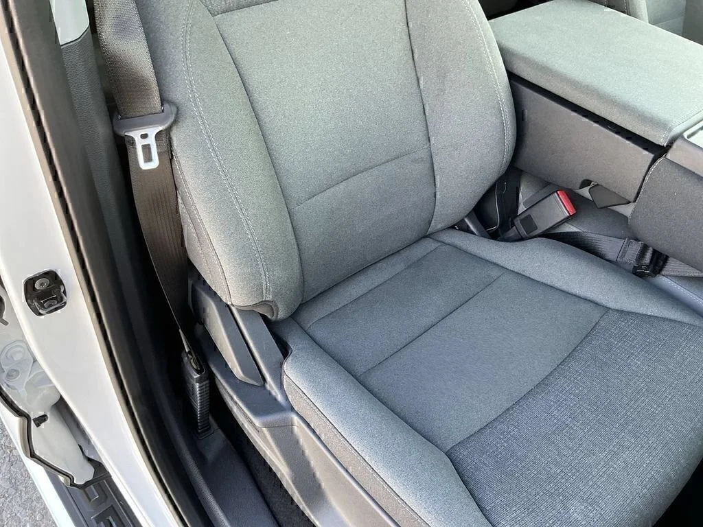Used 2025 Oxford White Ford XLT image 20