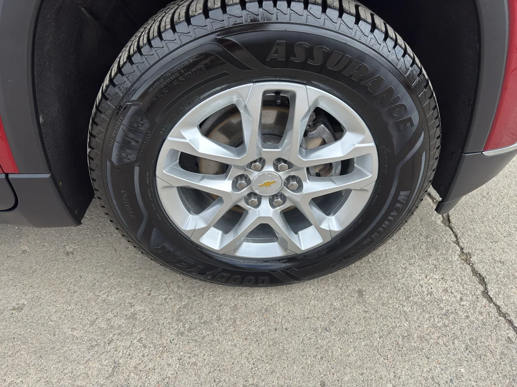 Used 2019 Cajun Red Tintcoat Chevrolet LT Cloth image 8