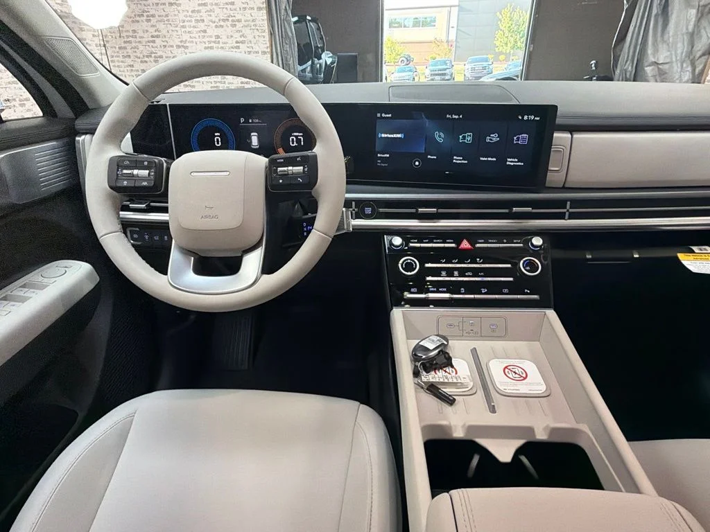 New 2027 Serenity White Hyundai SE image 15