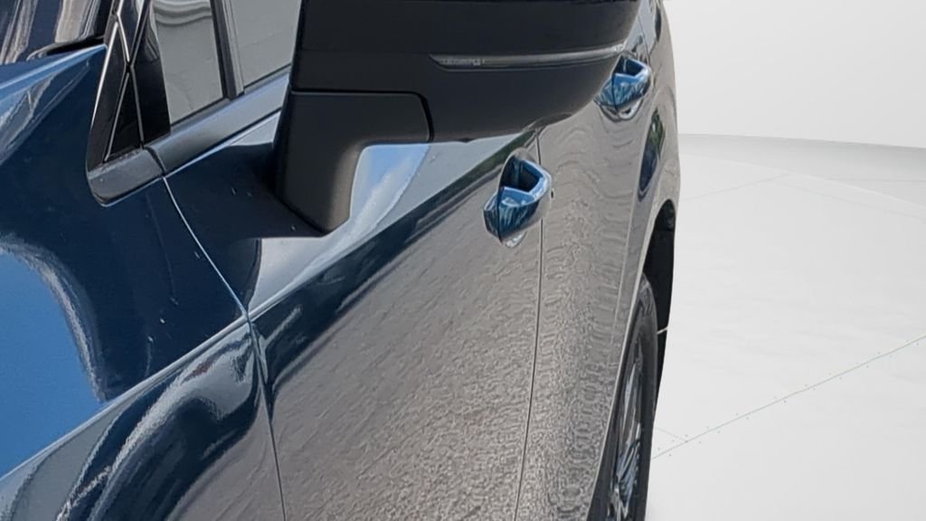 New 2026 Aurora Blue Pearl Metallic / Super Black Two-tone Nissan Platinum image 35