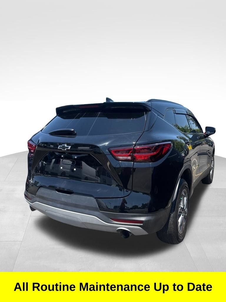 Used 2023 Black Chevrolet LT image 5