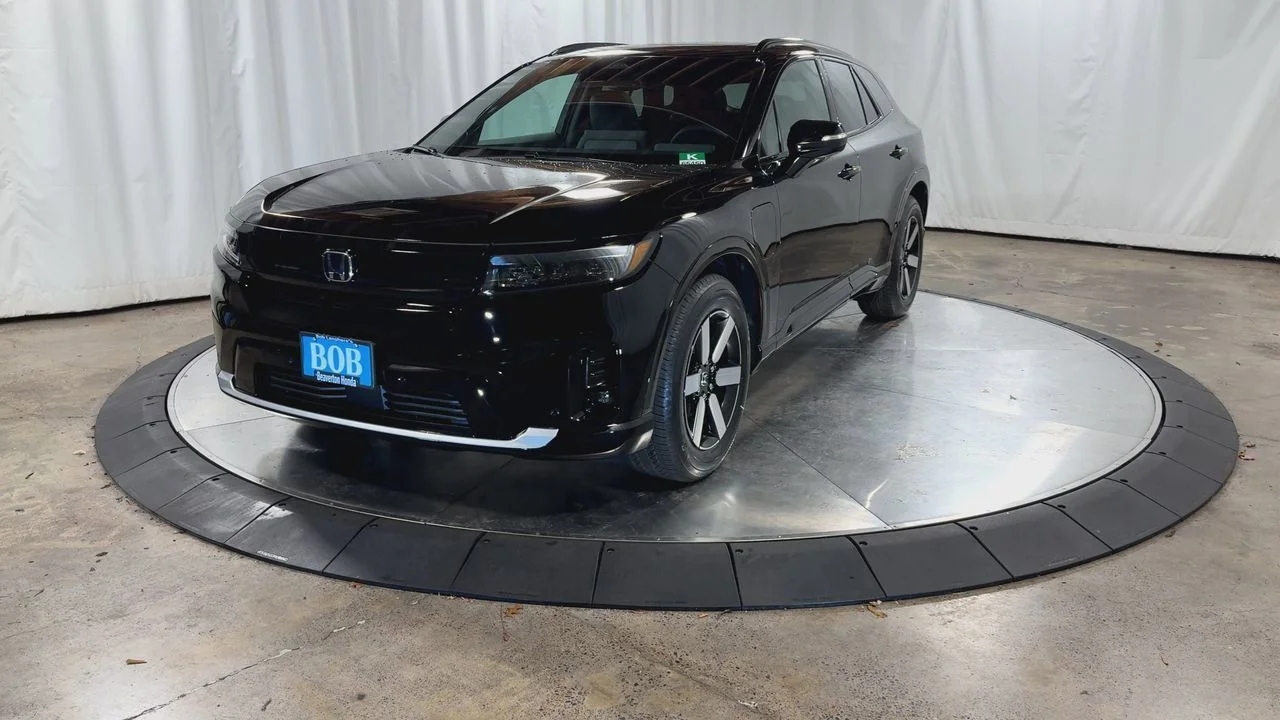 New 2026 Raven Black Honda Touring image 4