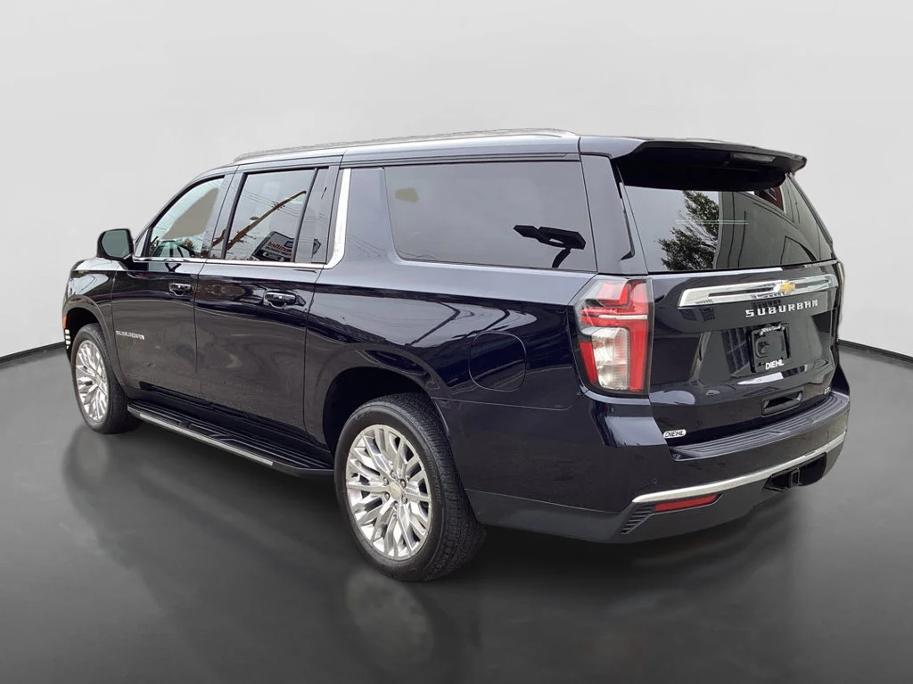 Used 2023 MIDNIGHT BLUE METALLIC Chevrolet LT image 7