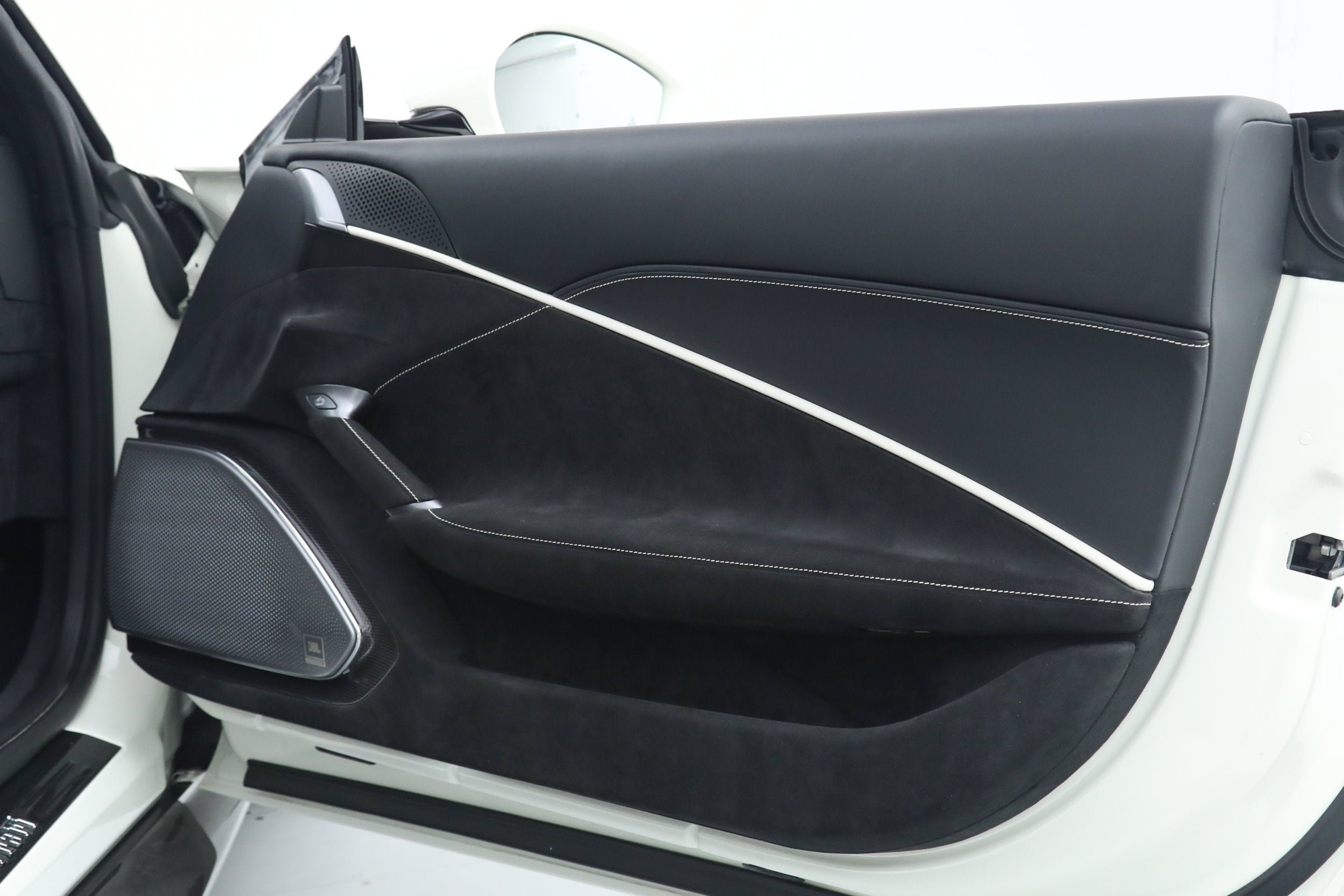 Certified Used 2024 Bianco Avus Ferrari  image 20