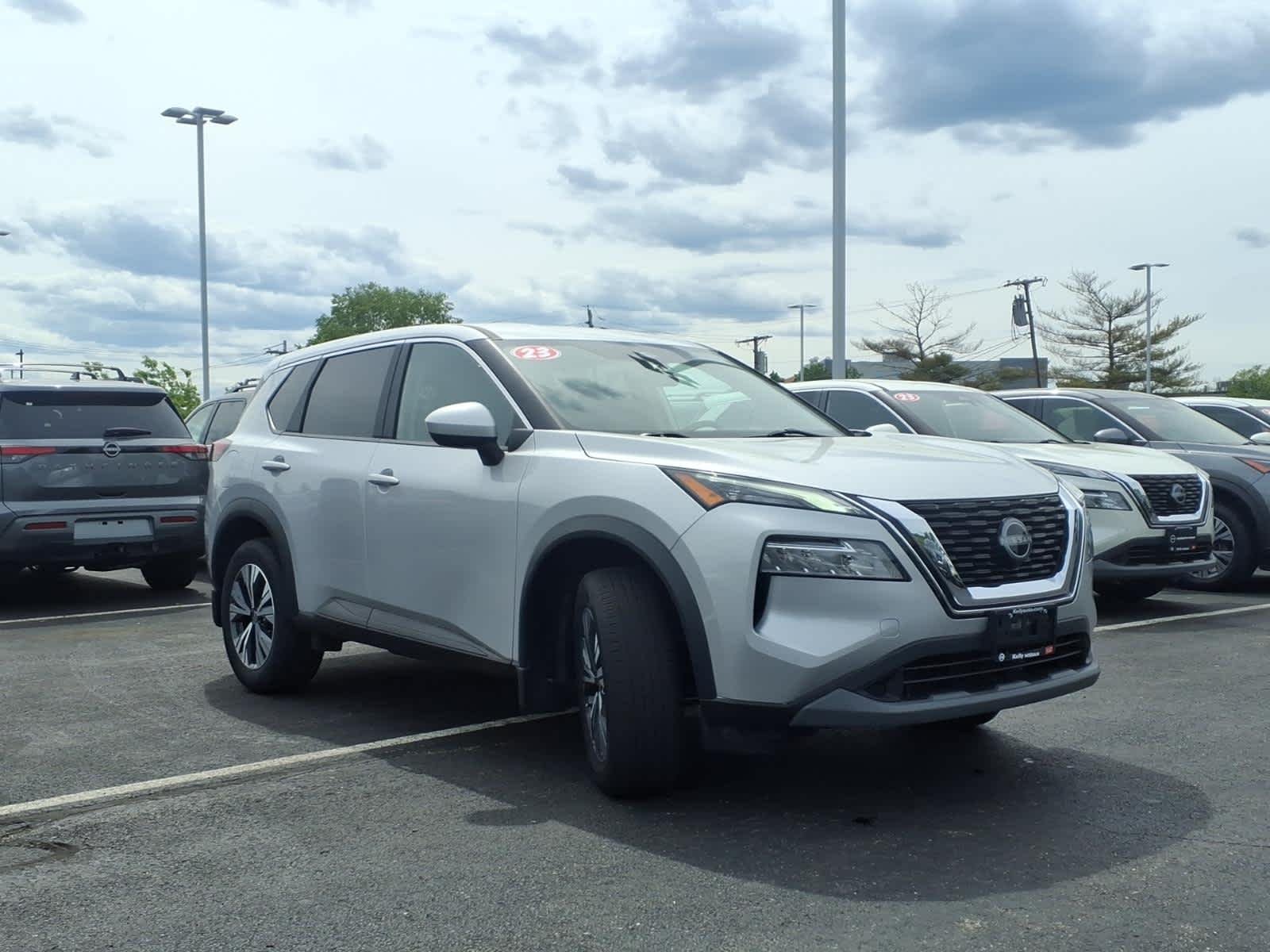 Certified Used 2023 Brilliant Silver Metallic Nissan SV image 3