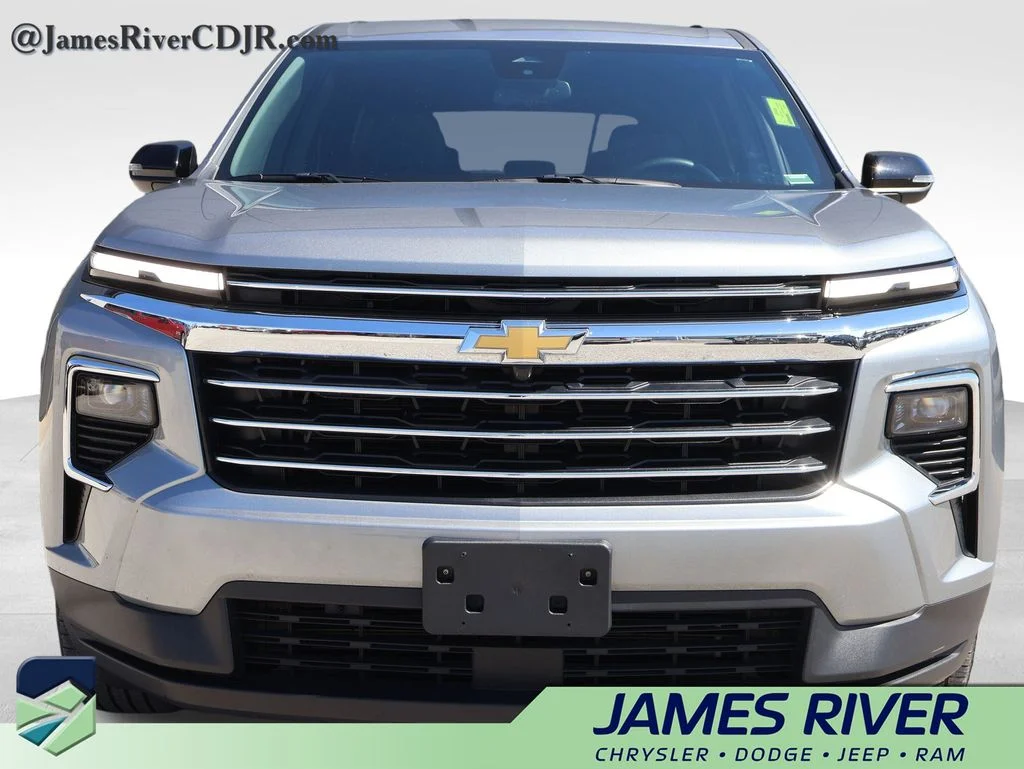 Used 2026 Gray Chevrolet LT image 7