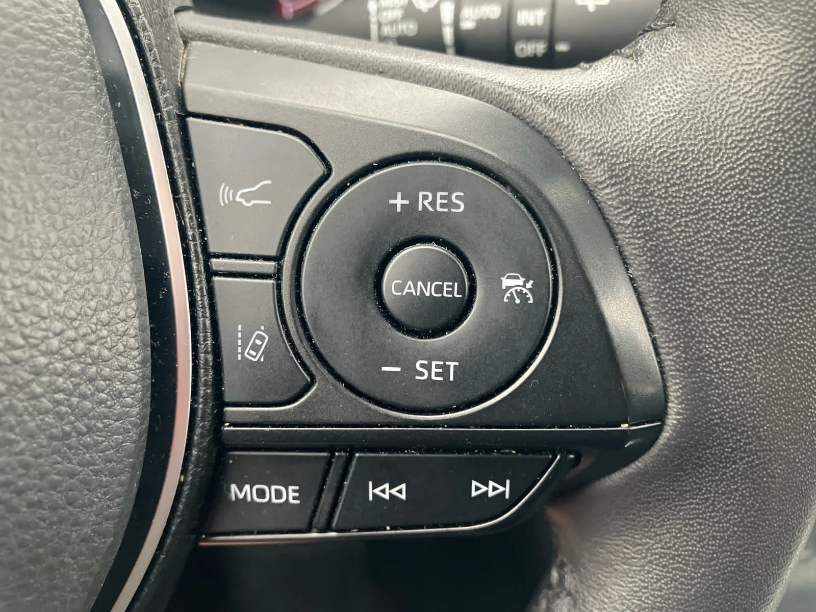 Certified Used 2025 Silver Sky Metallic Toyota XLE image 18