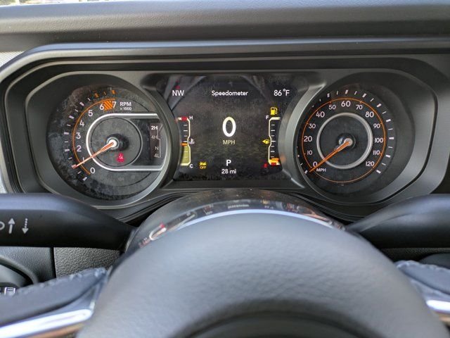 New 2025 Black Clear-Coat Exterior Paint Jeep Sahara image 30